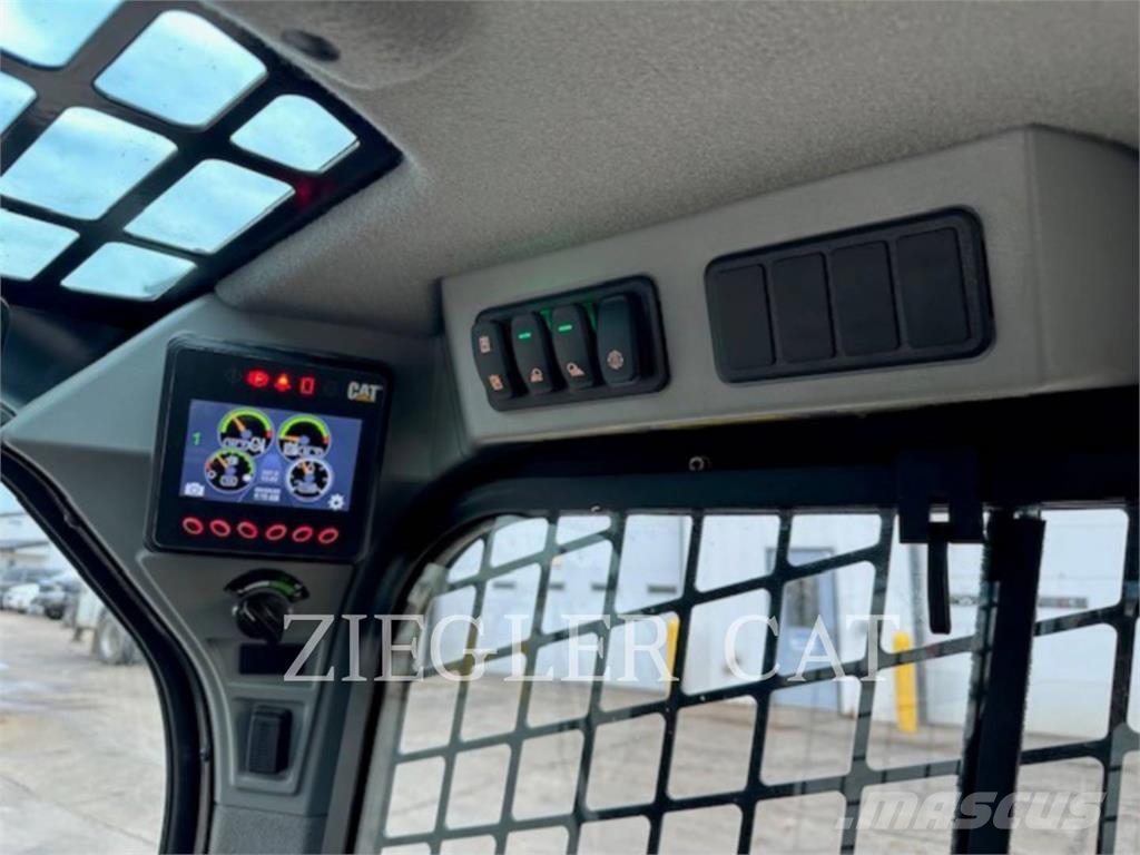 CAT 239D3 Roomiklaadurid