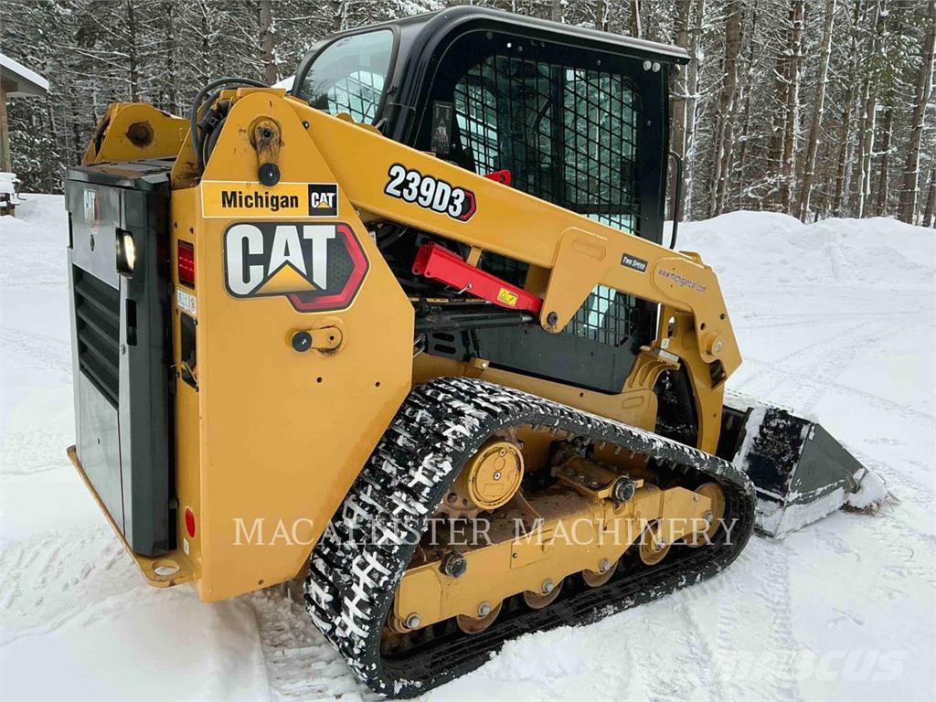 CAT 239D3 Larvebåndslæssere