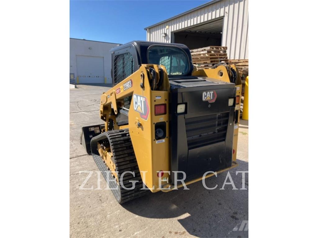 CAT 239D3 Încarcatoare cu excavator