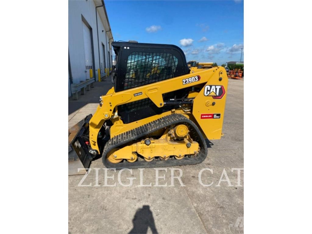 CAT 239D3 Încarcatoare cu excavator