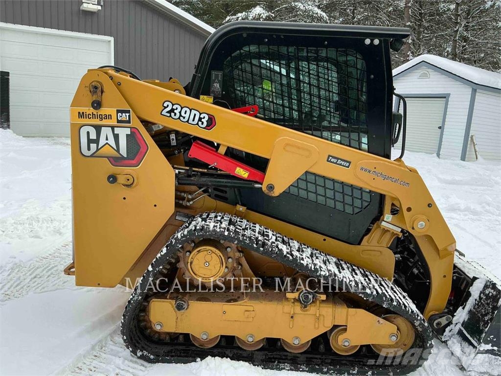 CAT 239D3 AQB Lánctalpas homlokrakodók