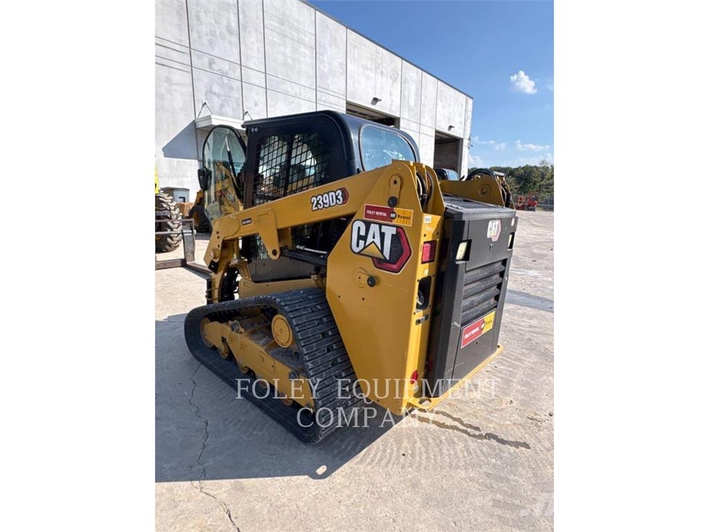 CAT 239D3STD2C لوادر انزلاقية التوجيه