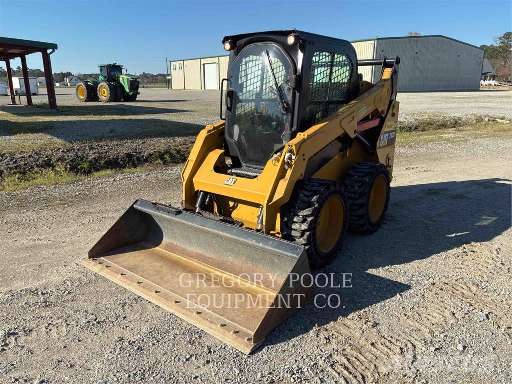 CAT 242D Φορτωτάκια
