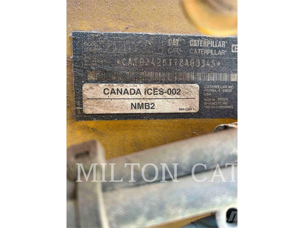CAT 242D 3 Φορτωτάκια