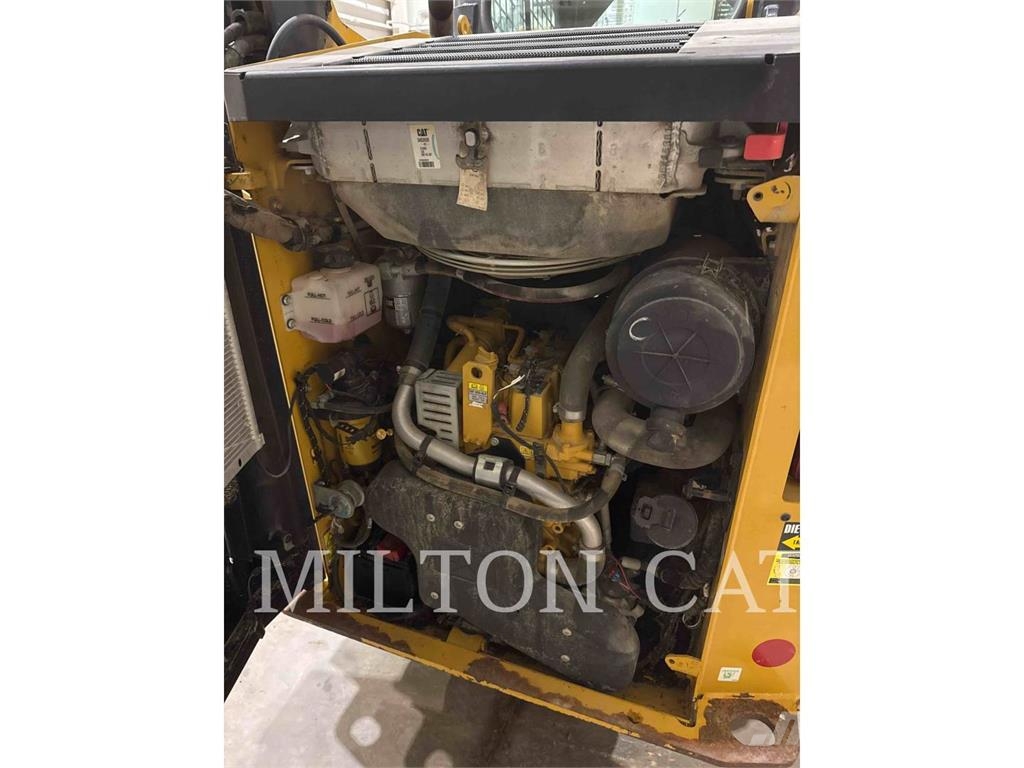 CAT 242D 3 Φορτωτάκια