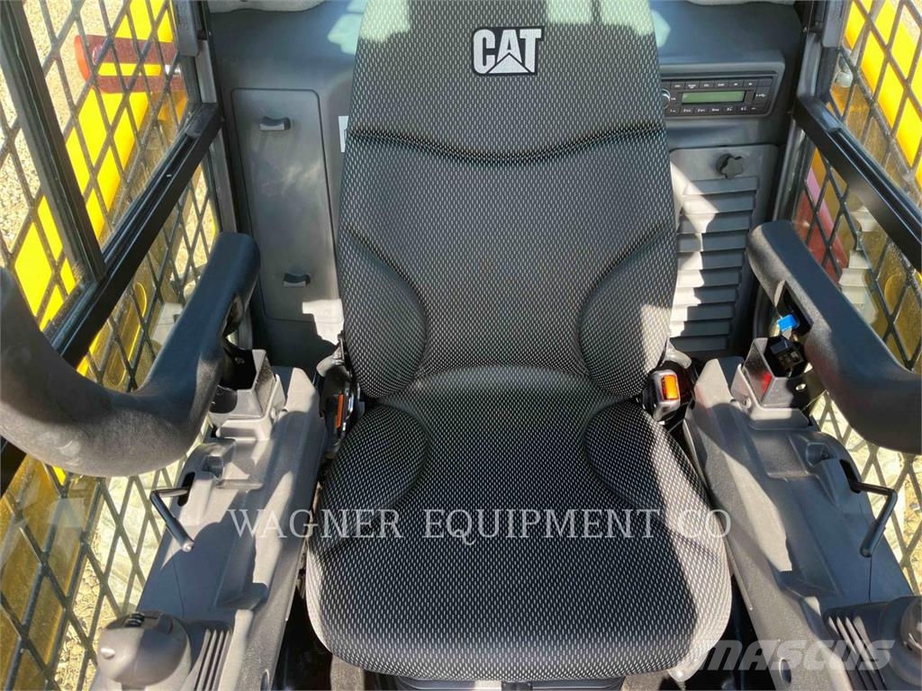 CAT 242D3 Φορτωτάκια
