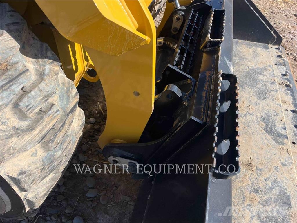 CAT 242D3 Φορτωτάκια