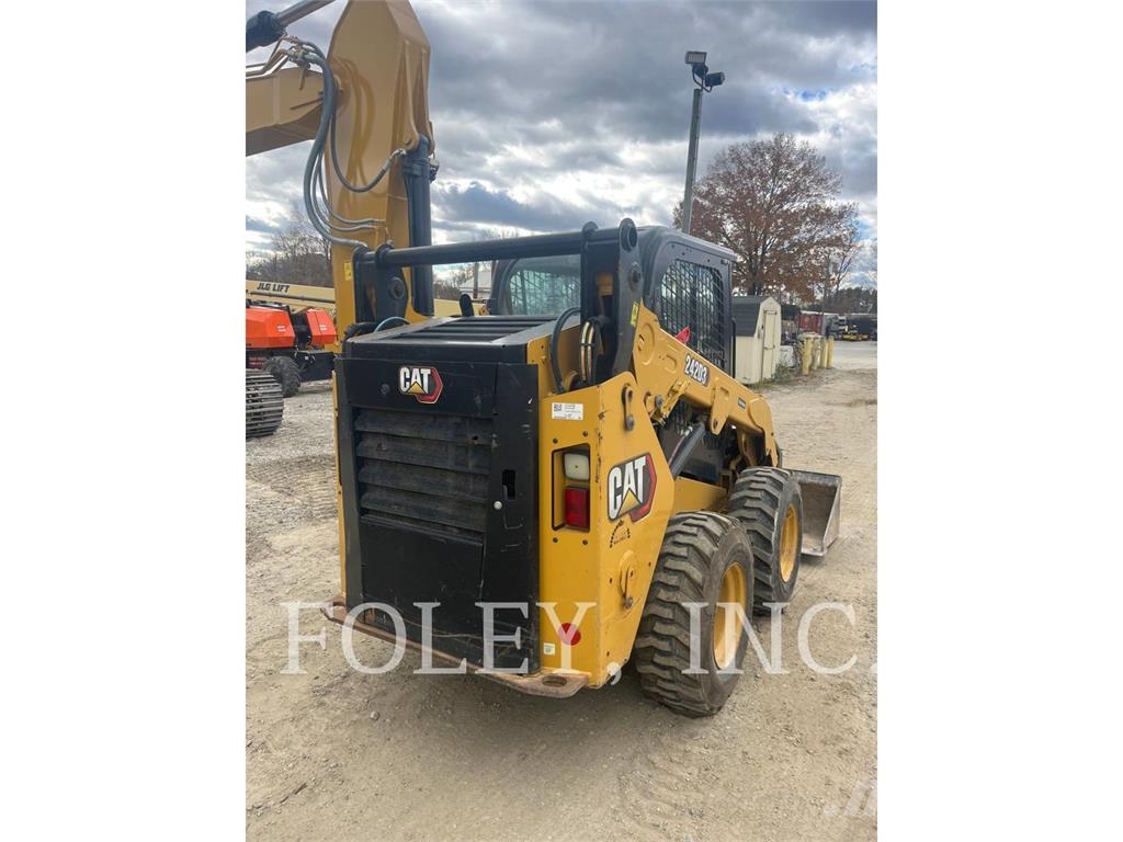 CAT 242D3 Skid steer loaders