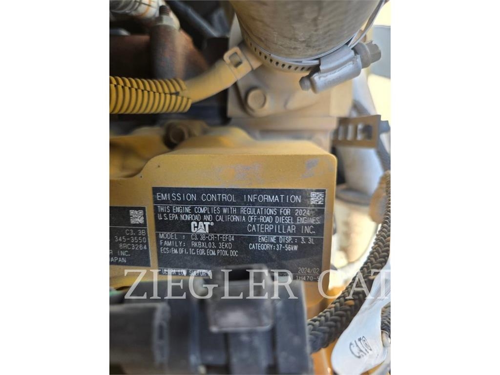 CAT 242D3 Φορτωτάκια