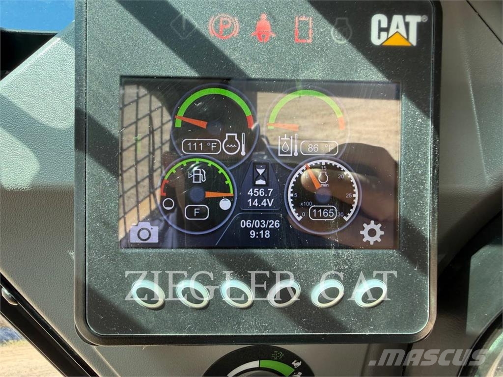CAT 242D3 Φορτωτάκια