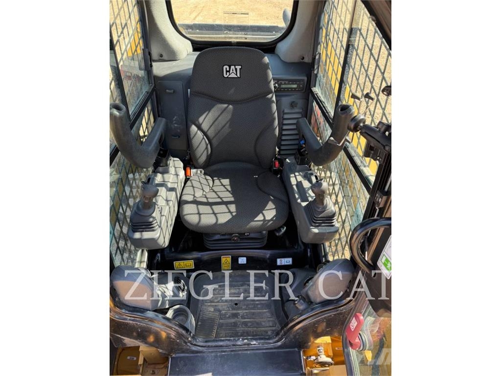CAT 242D3 Φορτωτάκια