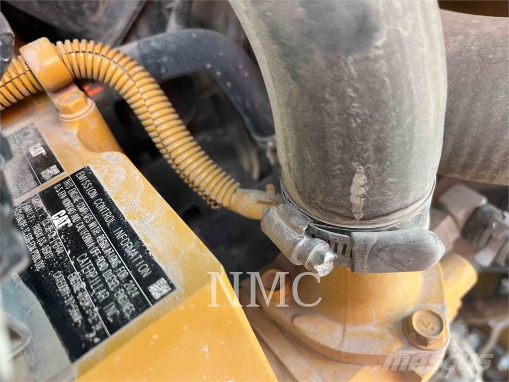 CAT 242D3 Φορτωτάκια