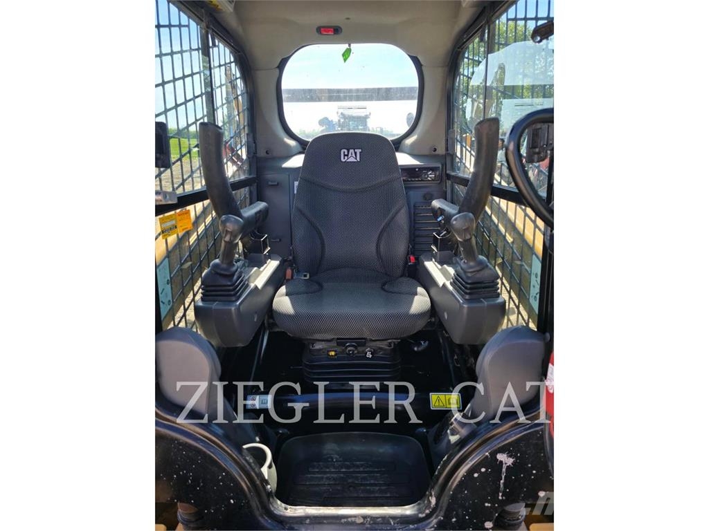 CAT 242D3 Φορτωτάκια