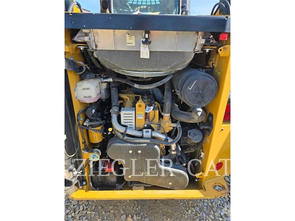 CAT 242D3 Φορτωτάκια