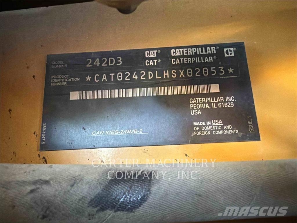 CAT 242D3 Φορτωτάκια