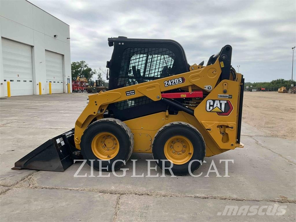 CAT 242D3 Φορτωτάκια