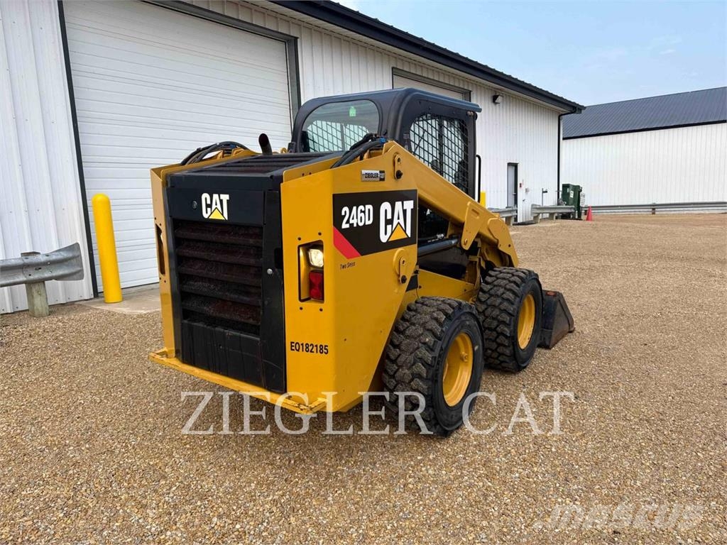 CAT 246D Minicargadoras