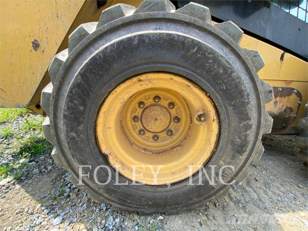 CAT 246D Skid steer loaders