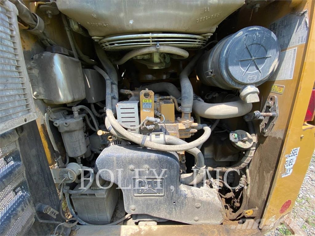 CAT 246D Skid steer loaders