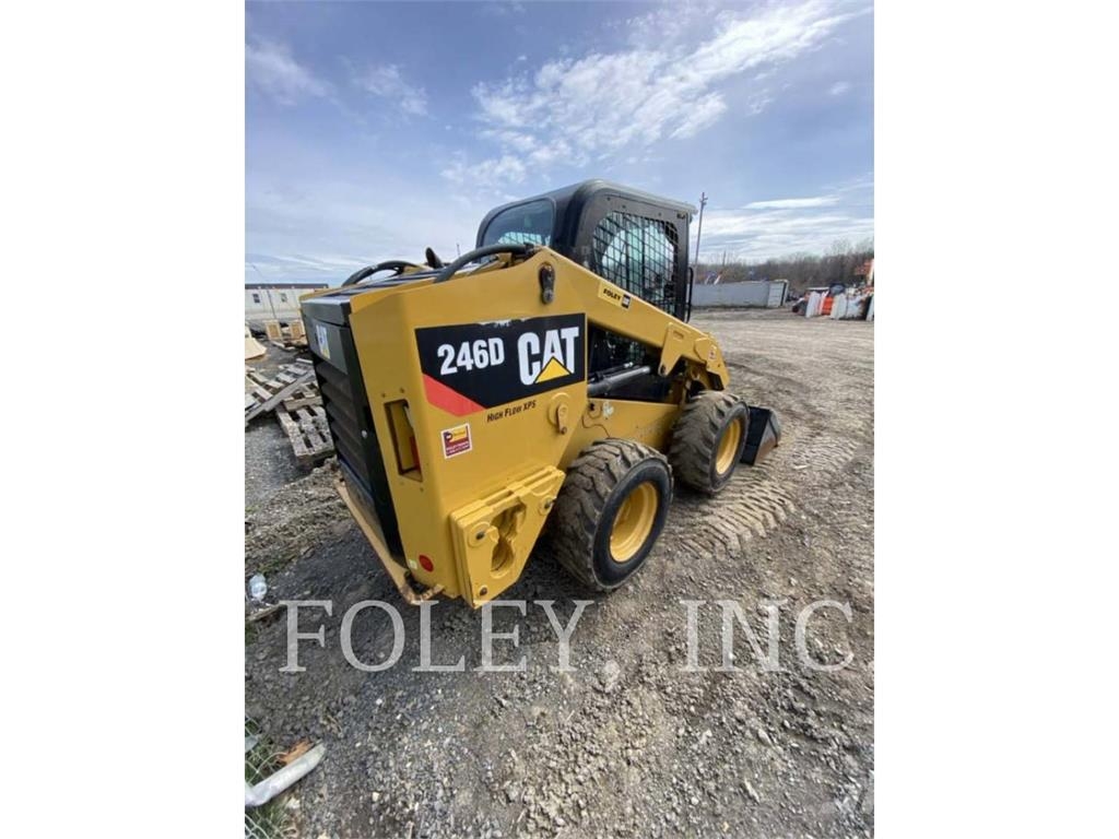 CAT 246D Kompaktrakodók