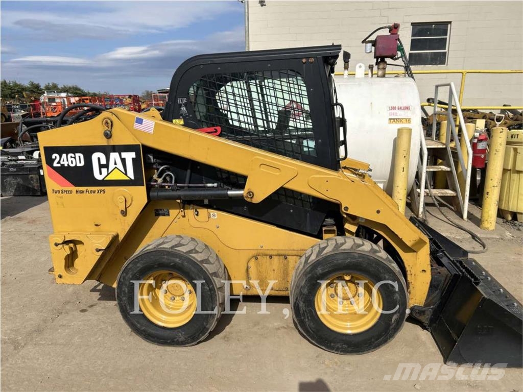 CAT 246D Kompaktrakodók