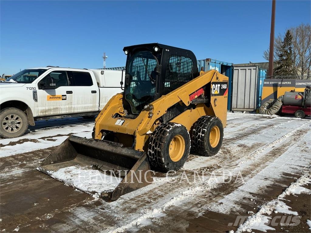 CAT 246D Schrankladers