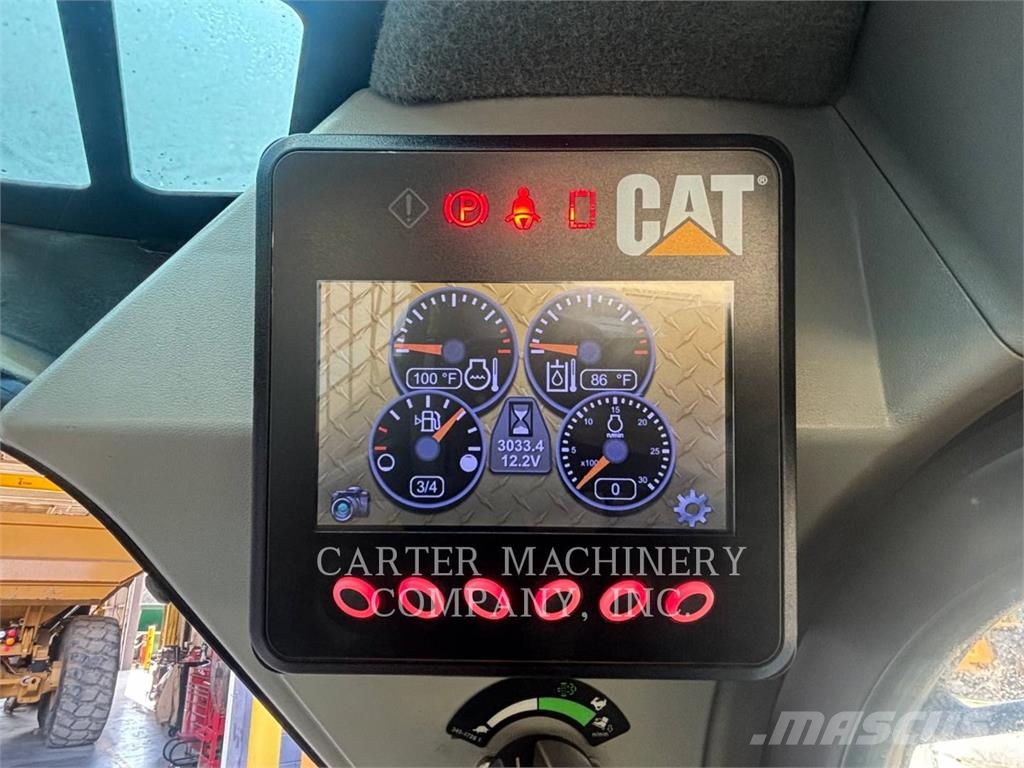 CAT 246D لوادر انزلاقية التوجيه