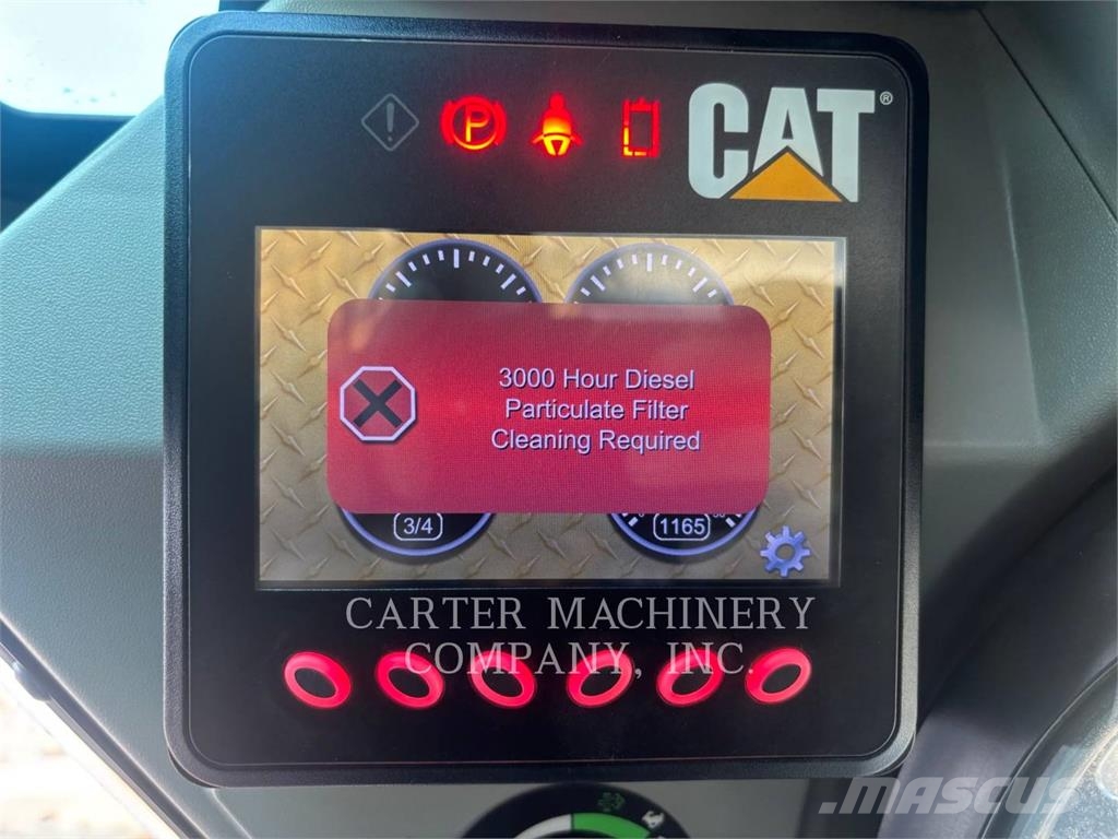 CAT 246D لوادر انزلاقية التوجيه