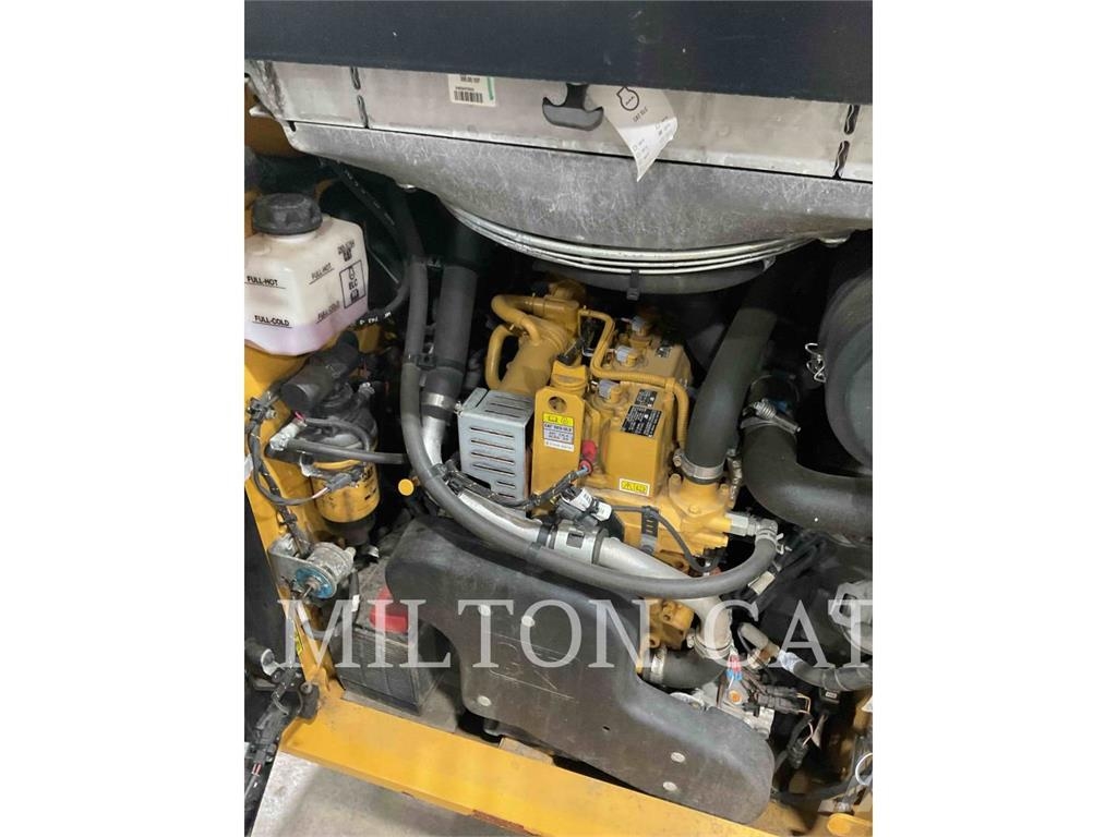 CAT 246D 3 Φορτωτάκια
