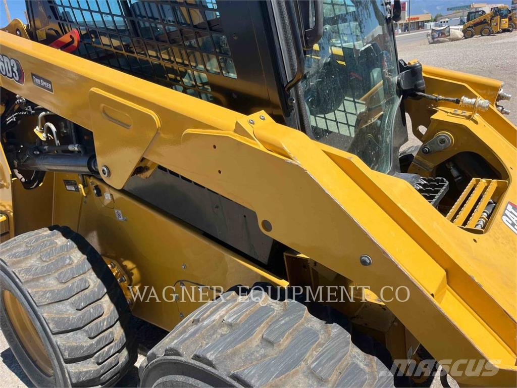 CAT 246D3 Φορτωτάκια