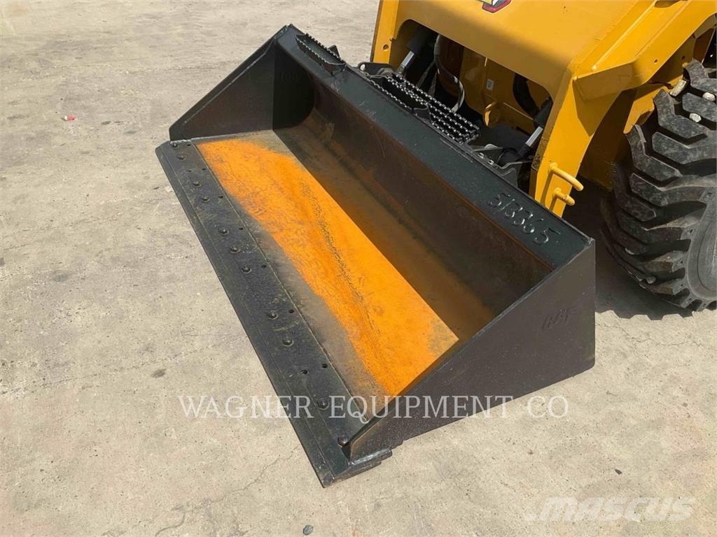 CAT 246D3 Φορτωτάκια