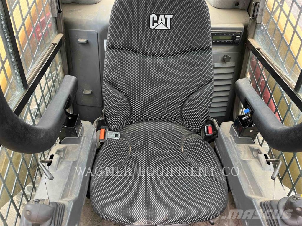 CAT 246D3 Φορτωτάκια