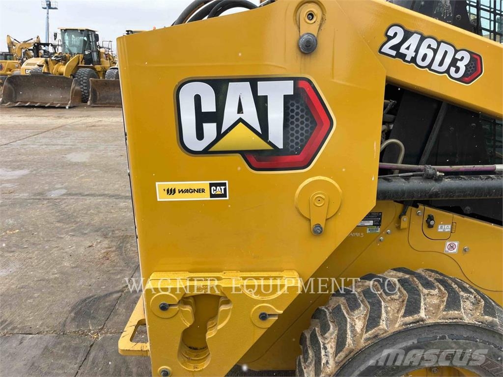 CAT 246D3 Φορτωτάκια