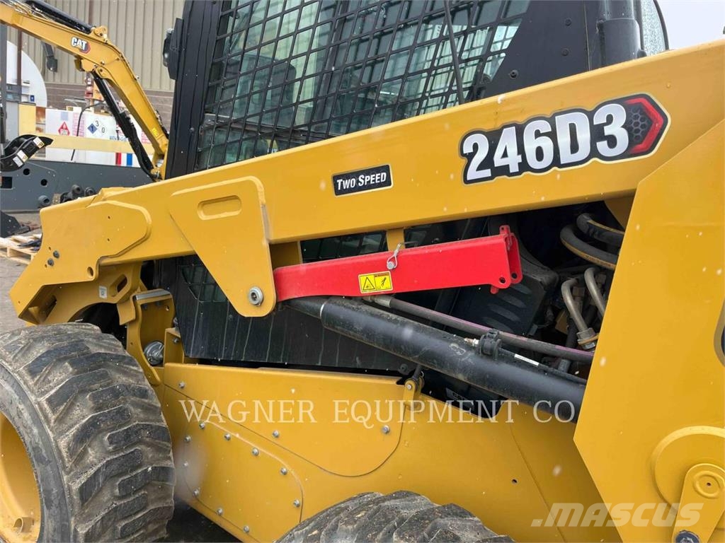 CAT 246D3 Φορτωτάκια