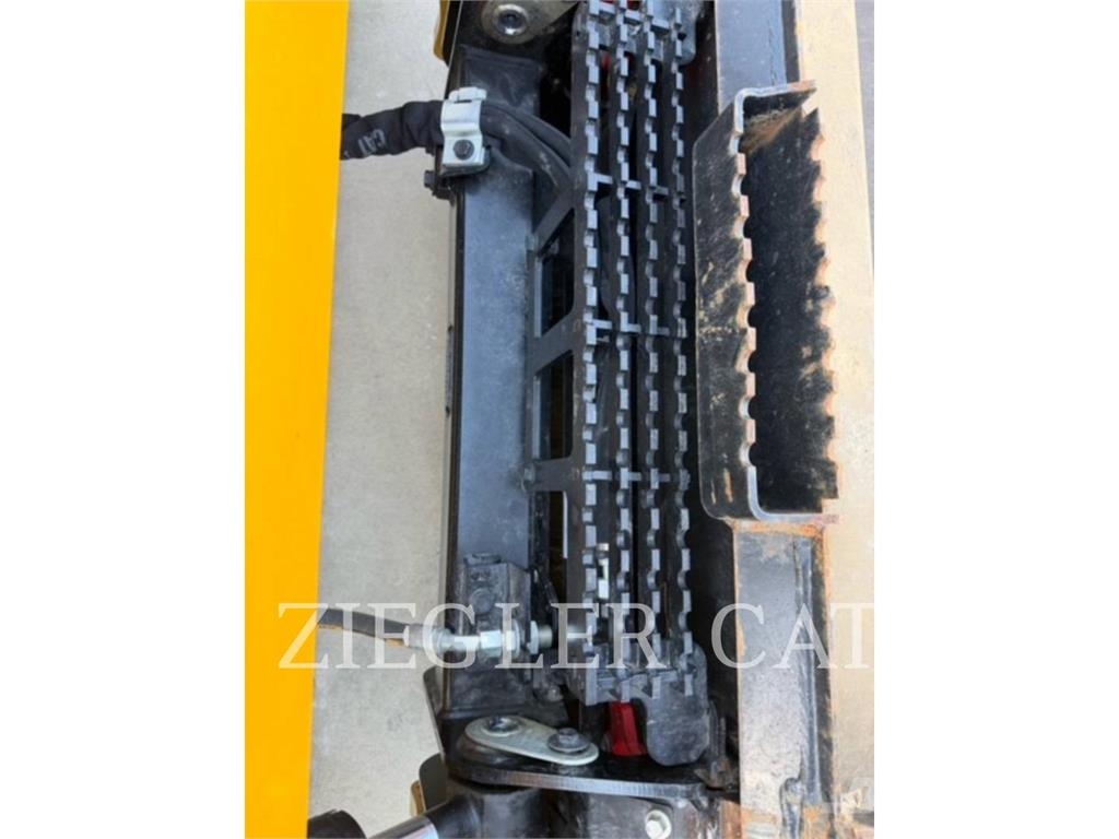 CAT 246D3 Φορτωτάκια