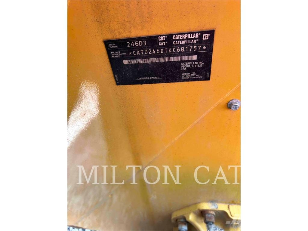 CAT 246D3 Φορτωτάκια