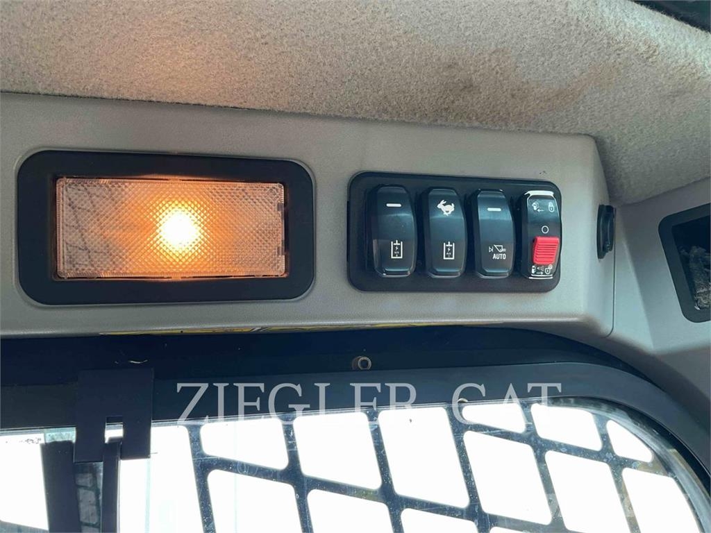 CAT 246D3 Kompaktrakodók