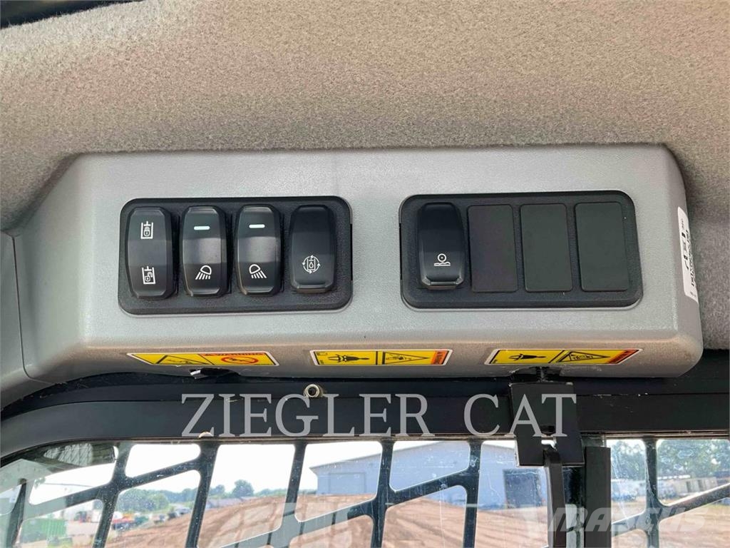 CAT 246D3 Kompaktrakodók