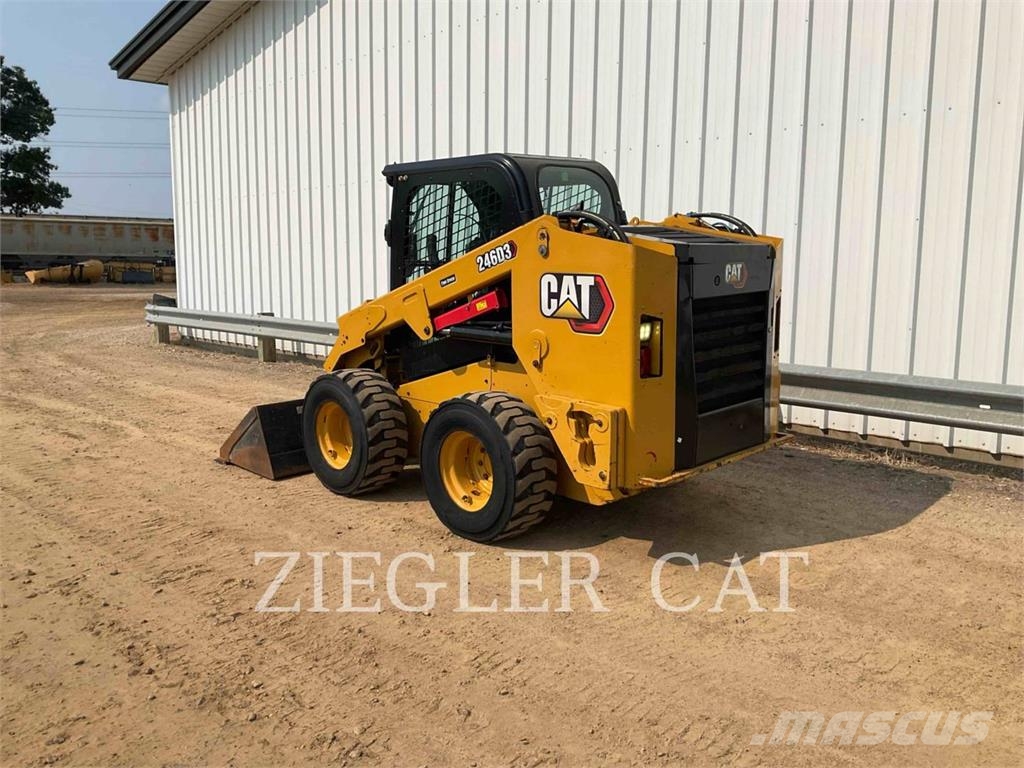 CAT 246D3 Kompaktrakodók