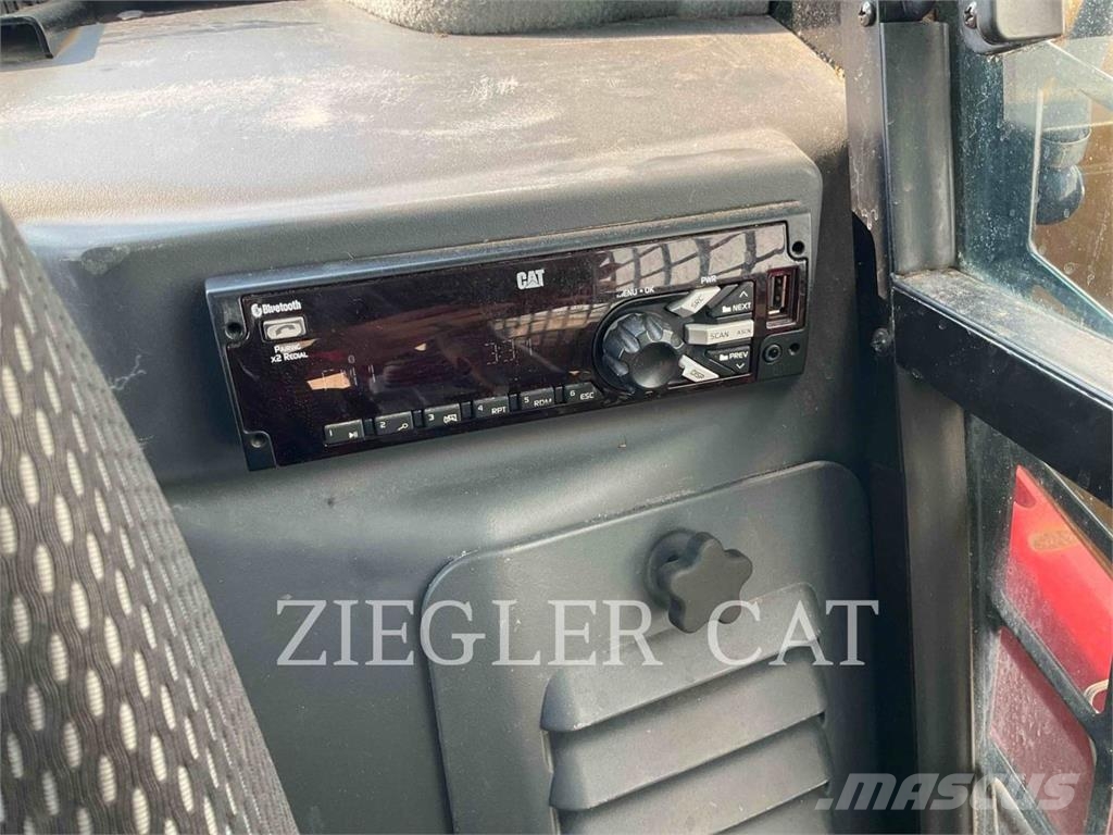 CAT 246D3 Kompaktrakodók
