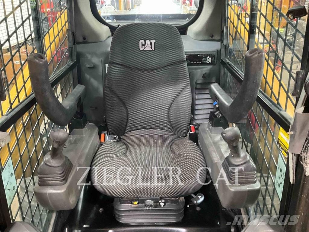 CAT 246D3 Minicargadoras