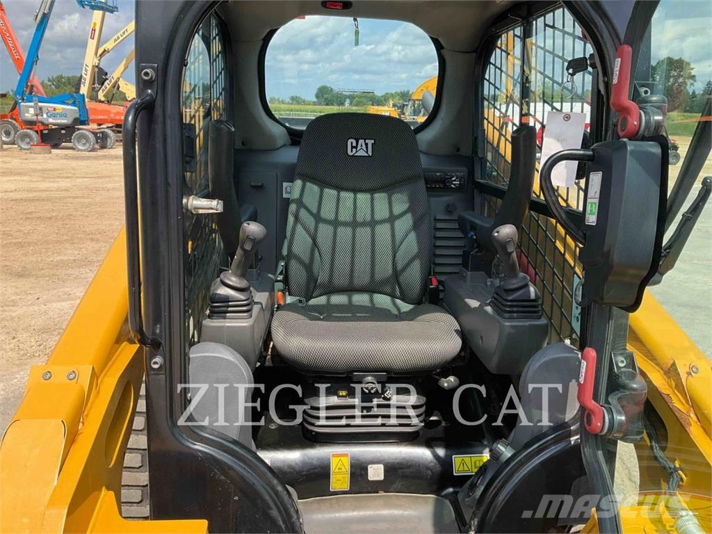 CAT 246D3 لوادر انزلاقية التوجيه