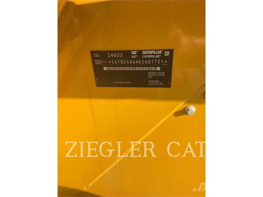 CAT 246D3 Skid steer mini nakladalci