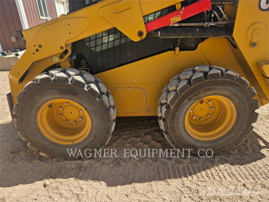 CAT 246D3 Skid steer loaders