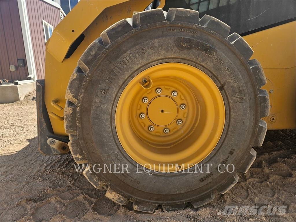 CAT 246D3 Skid steer loaders