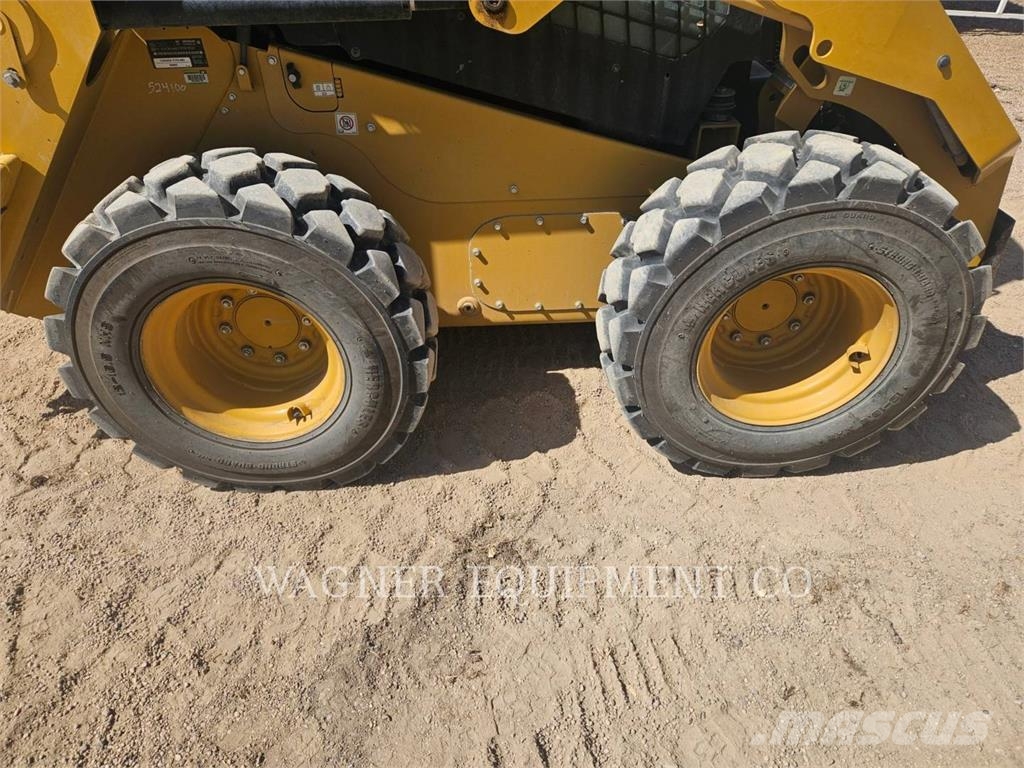 CAT 246D3 Skid steer loaders