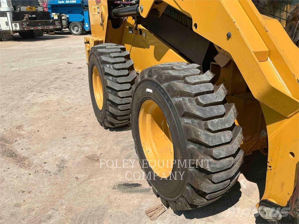 CAT 246D3XPS2C Φορτωτάκια