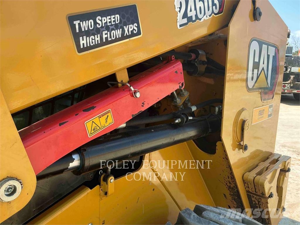 CAT 246D3XPS2C Φορτωτάκια