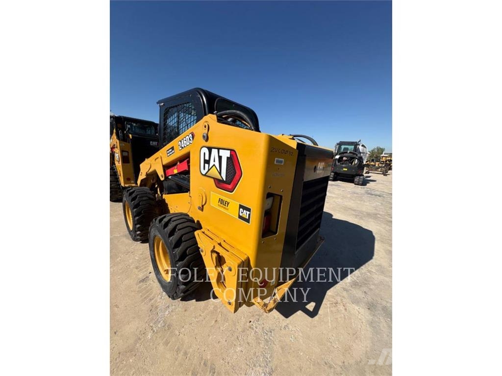 CAT 246D3XPS2C Skid steer mini nakladalci