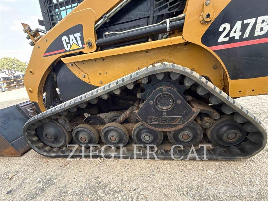 CAT 247B Rupsladers
